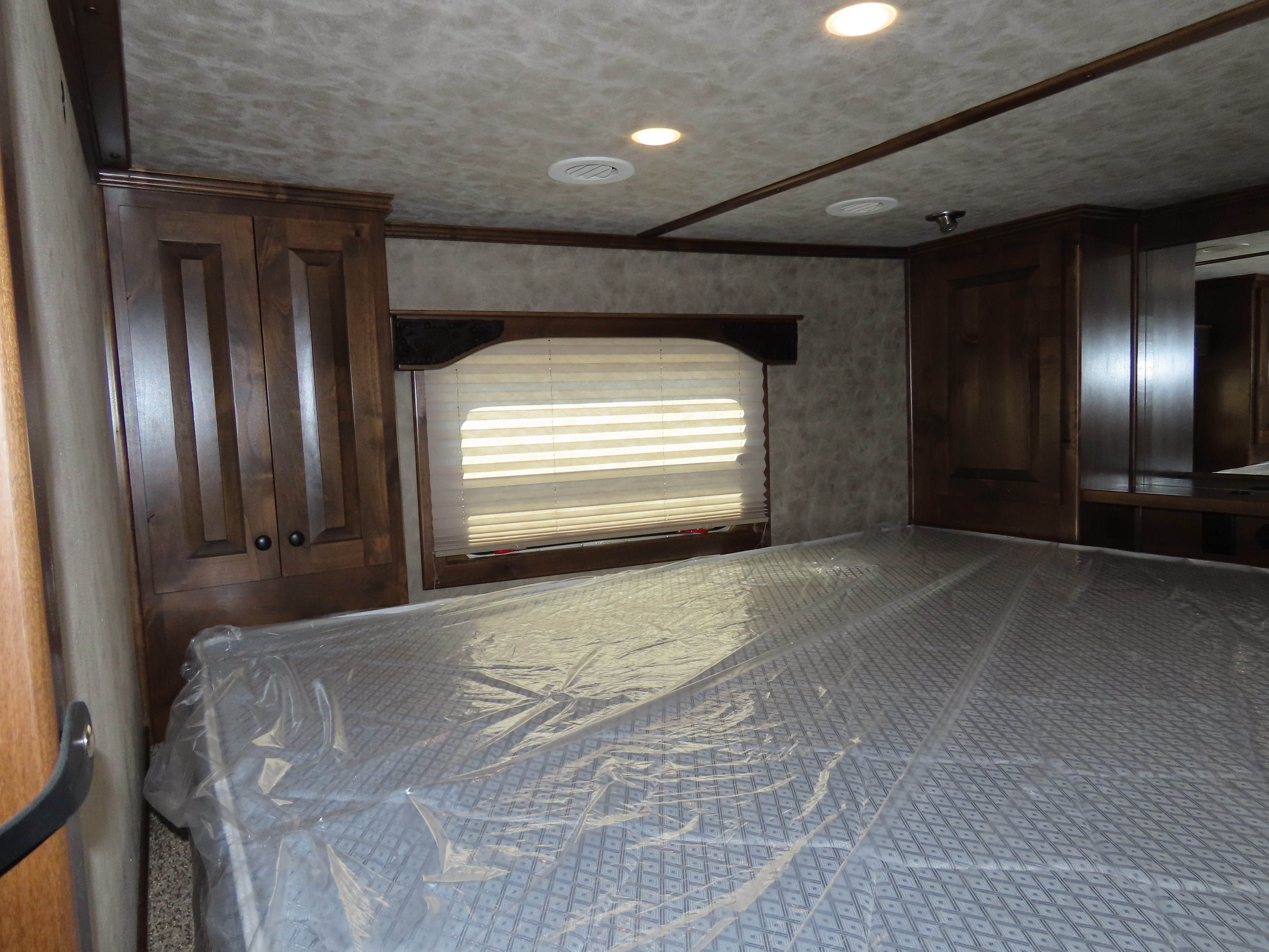 S527 4 Horse 15'4" SW Side load — photo 34