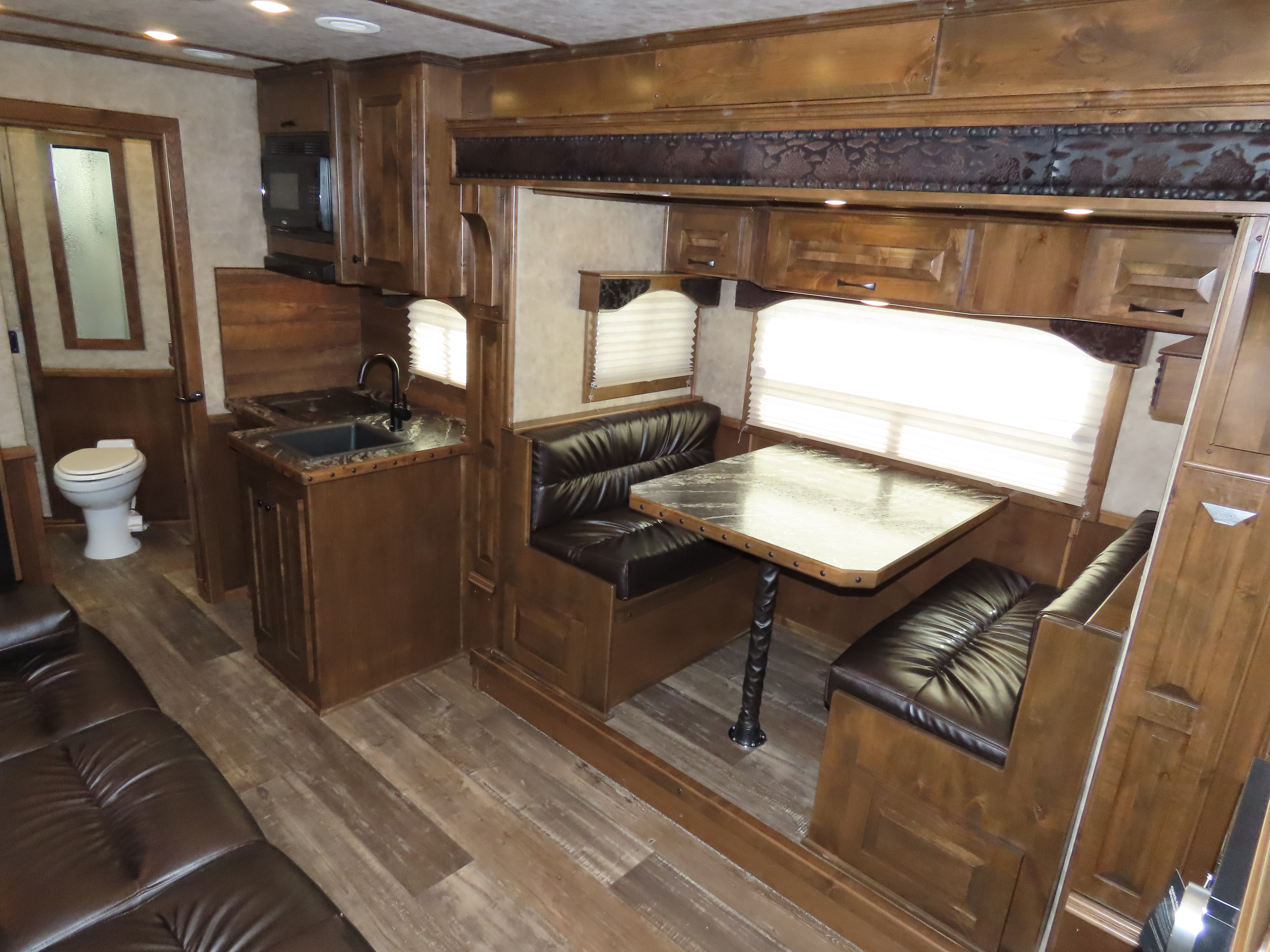 S527 4 Horse 15'4" SW Side load — photo 37