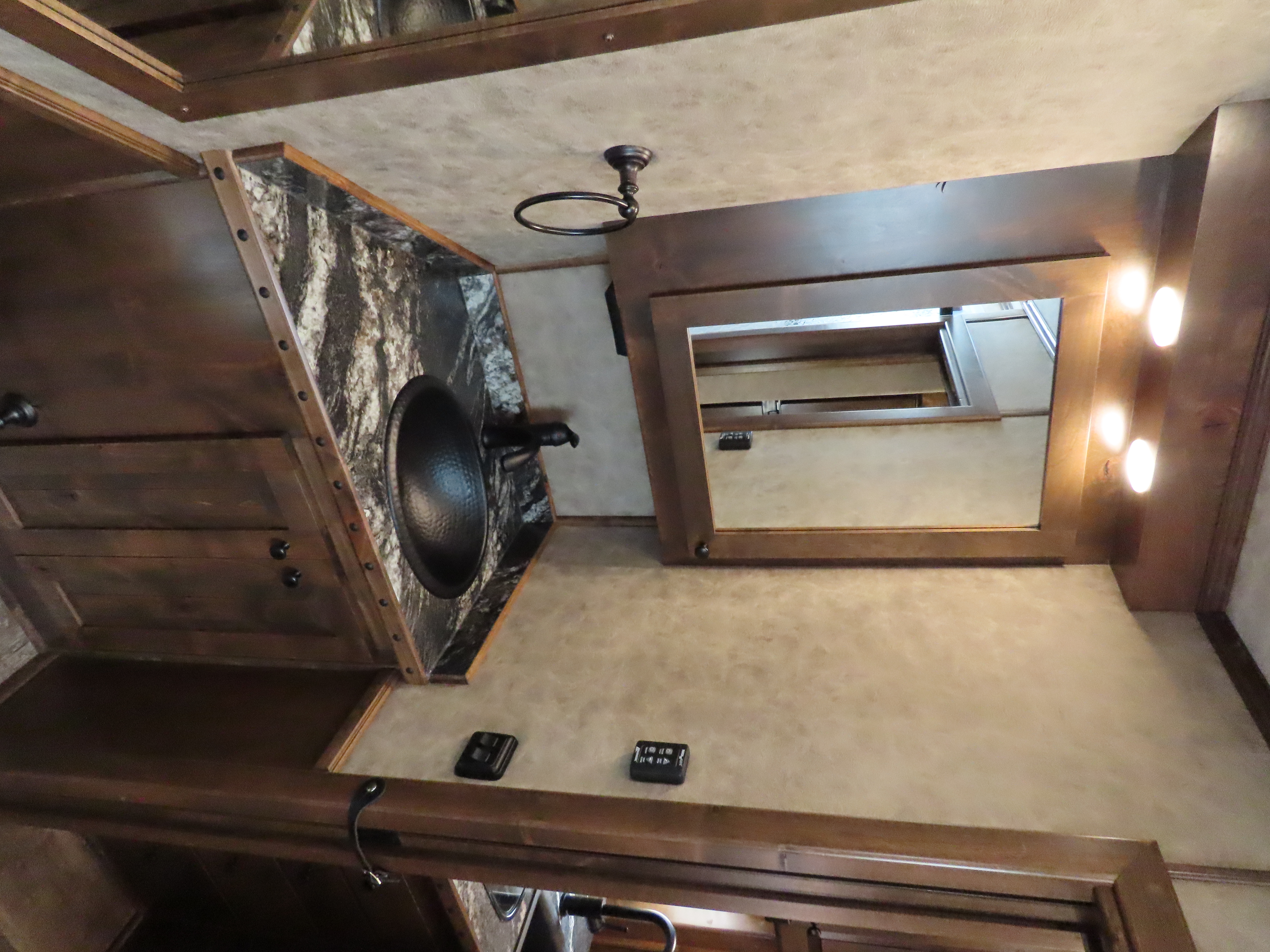 S527 4 Horse 15'4" SW Side load — photo 44