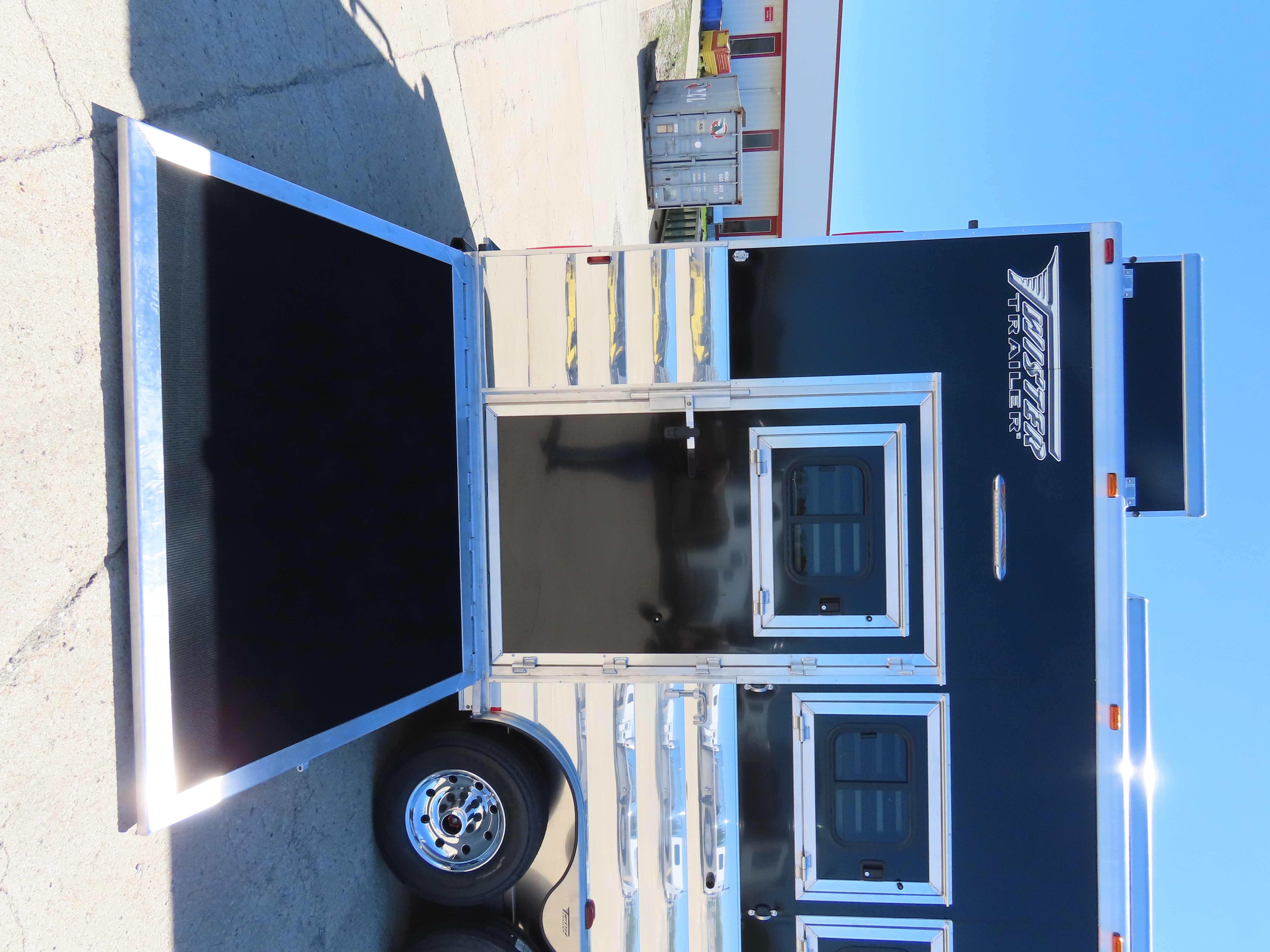 S527 4 Horse 15'4" SW Side load — photo 9