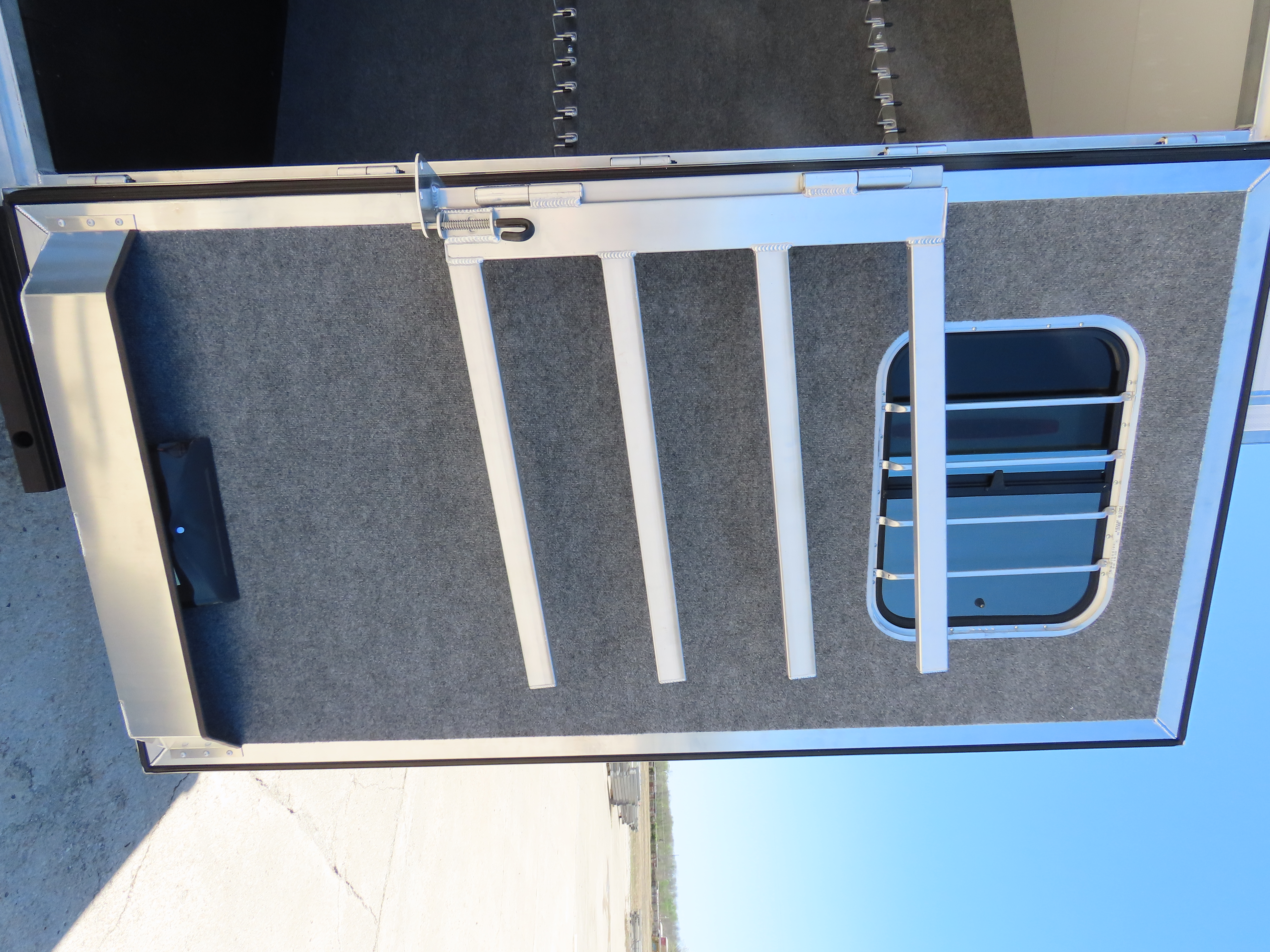 S527 4 Horse 15'4" SW Side load — photo 27